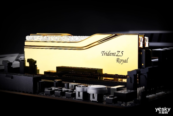 芝奇推出全新旗舰Trident Z5 Royal皇家戟系列DDR5内存