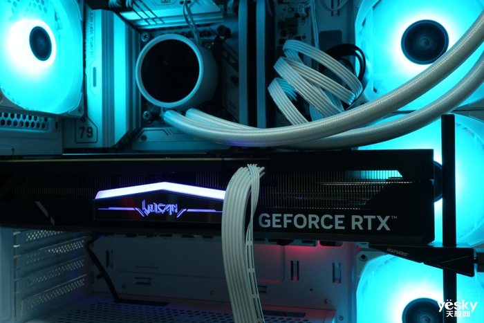 光追拉满 2K分辨率畅玩大作 七彩虹 iGame GeForce RTX 4070 SUPER评测